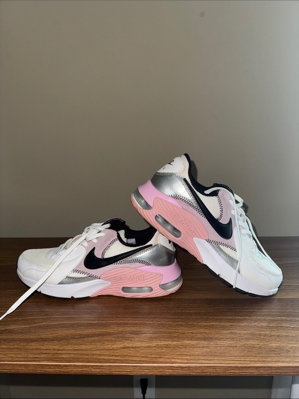 Nike Wmns 8.5 Air Max Excee White Light Arctic Pink